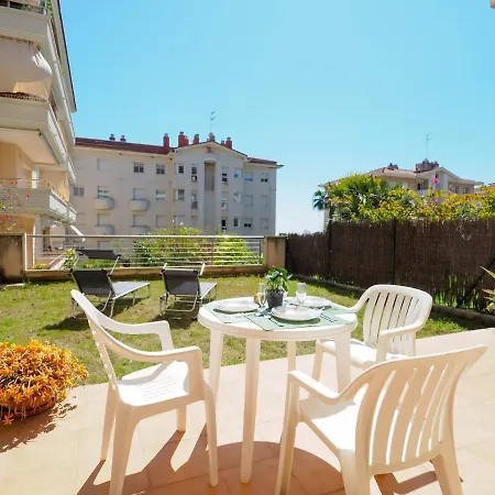 Apartment Flip Flop House By Hello Homes Sitges