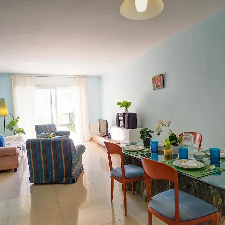 Flip Flop House By Hello Homes Apartment