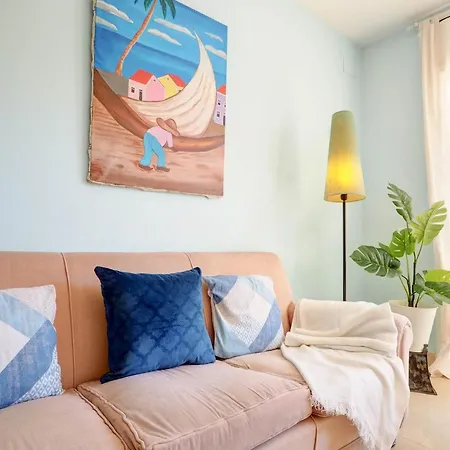 Flip Flop House By Hello Homes * Sitges