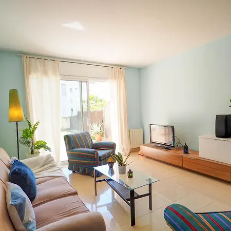 Apartment Flip Flop House By Hello Homes *